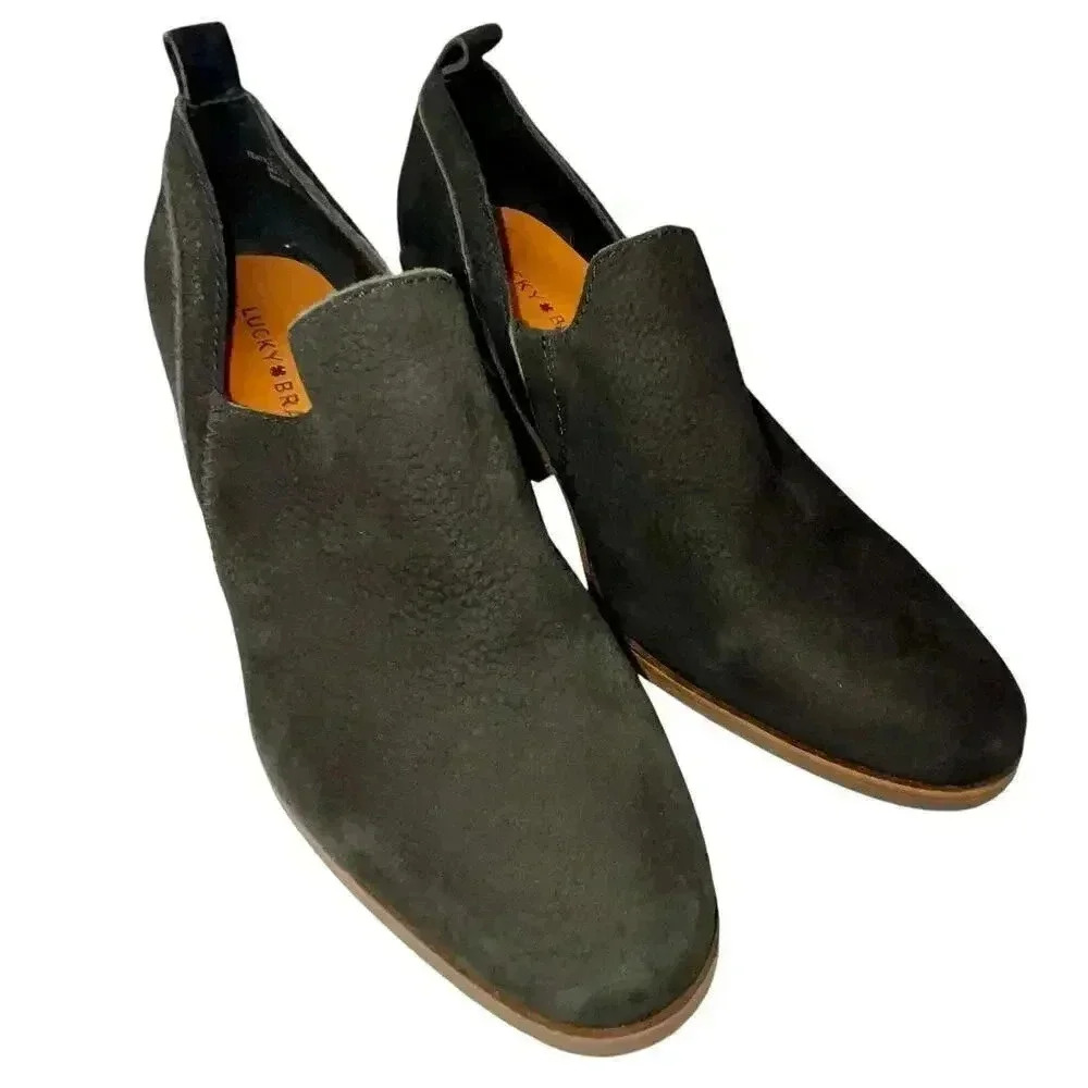 Lucky Brand Women’s Black Suede Minimalist Casual Pull-On Vennia Bootie 8